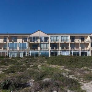 Leisure Bay 306 by CtHA Cape town 
