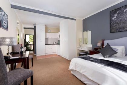 Best Western Cape Suites Hotel - image 1