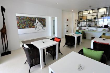 DysArt Boutique Hotel - image 11