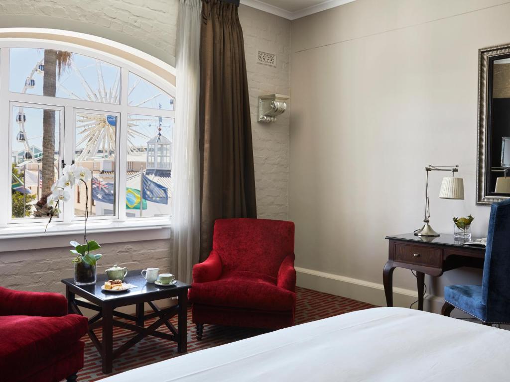 Victoria & Alfred Hotel - image 2