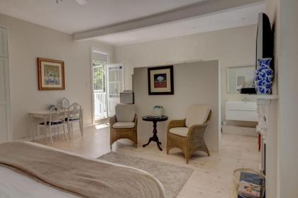 Sandown Lodge - image 14