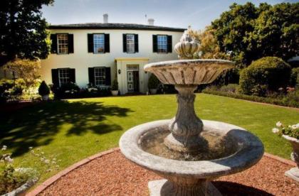 Sandown Lodge - image 19