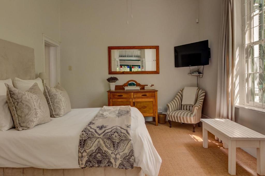 Sandown Lodge - image 3