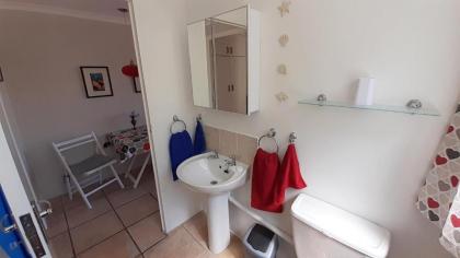 Self catering Holiday Apartment - image 4