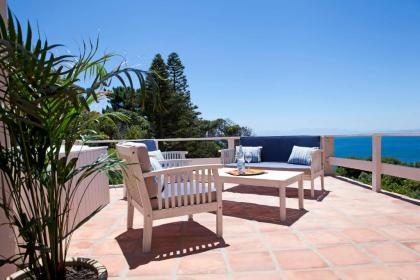 Seabreeze Luxury Two Bedroom Self Catering Penthouse - image 12
