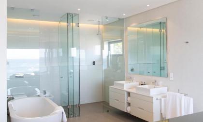 62 Camps Bay - image 18