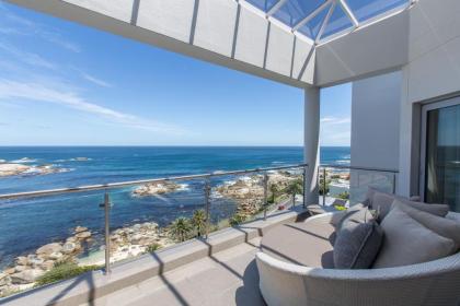 62 Camps Bay - image 2