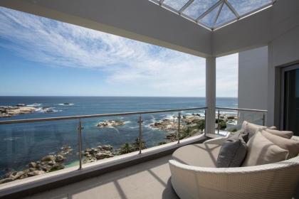 62 Camps Bay - image 9