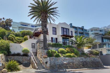 Camps Bay Terrace Lodge - image 2