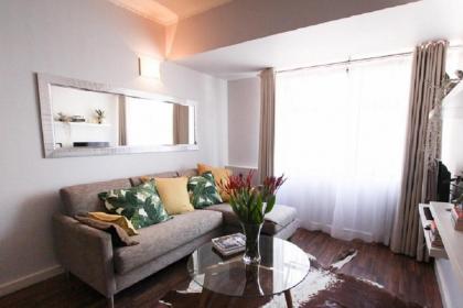 Bijoux Non-Load-Shedding Self-Catering Apartment in Central Cape Town - image 11