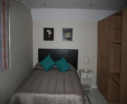 Panorama Self Catering 2 - image 14