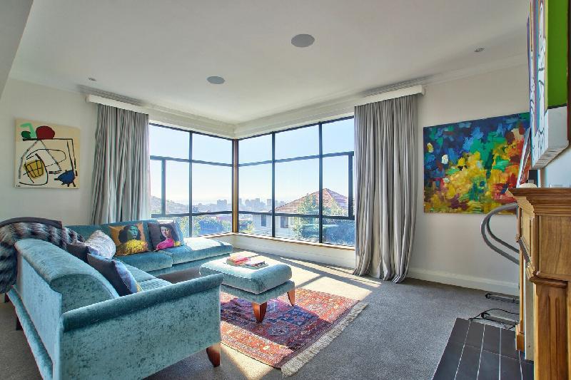 5 bedroom Luxury Villa - Oranjezicht - Cape Town - image 3