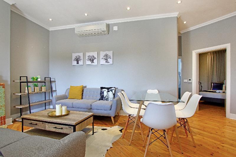 Stylish Apartment in Trendy Green Point - image 2