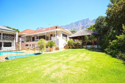 Lovely and Spacious home under Table Mountain