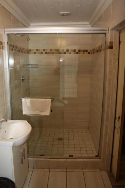 The Vinelands on Alpha Guest House - image 19