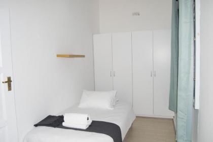 Rondebosch - 2 Bedroom - Wifi + Netlix - Central - image 9