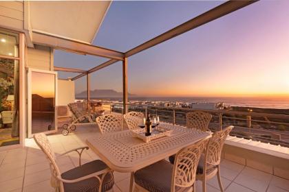 Seaside Village Penthouse F23 by HostAgents