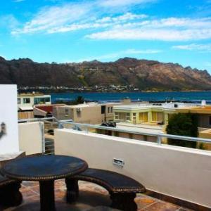 20 Cayman Beach Gordon's Bay