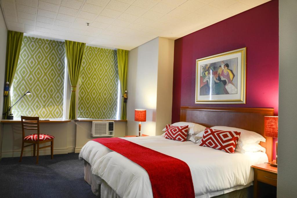 Cape Town Lodge Hotel - main image