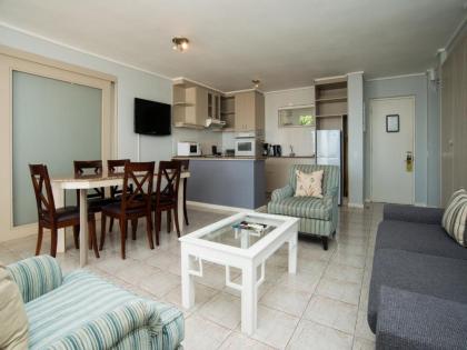 Place on the Bay Self-Catering - image 12