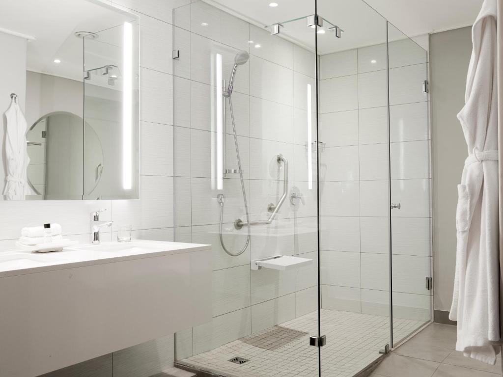 Victoria & Alfred Hotel - image 7