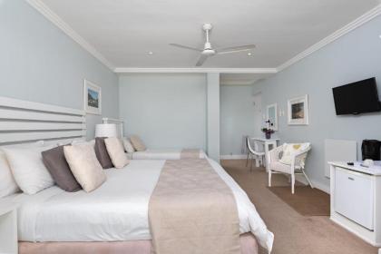 61 on Camps Bay - image 17