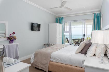 61 on Camps Bay - image 20