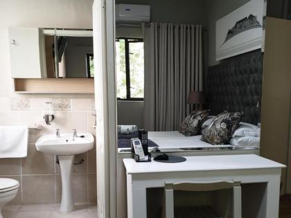 Leeuwenzee Guesthouse - image 28