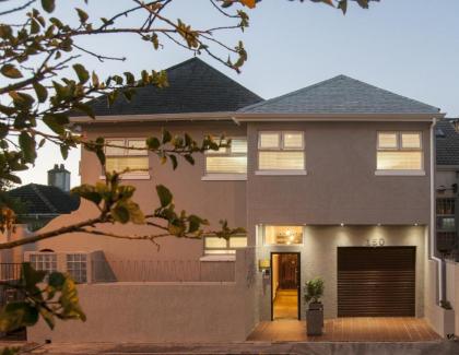 Anchor Bay Guest House - image 14