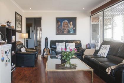 Anchor Bay Guest House - image 20