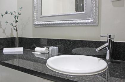 Long Street Boutique Hotel - image 20