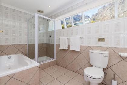 African Vibes Camps Bay - image 8