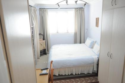 Applegarth B&B and Self-Catering Studios - image 9
