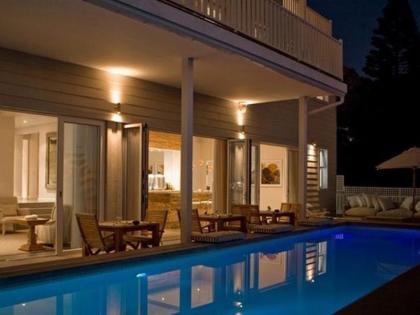 Sea Five Boutique Hotel - image 11
