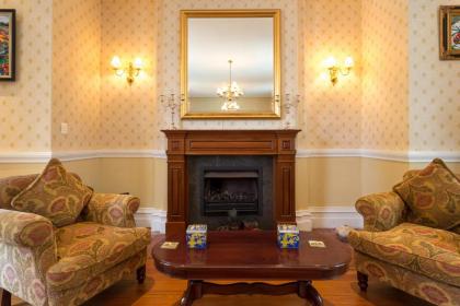 Victoria House - image 10