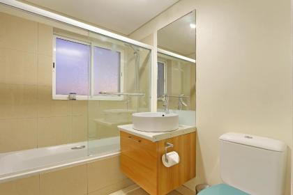Horizon Bay 1201 by HostAgents - image 17