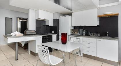 HarbourEdge Suites by Totalstay - image 19