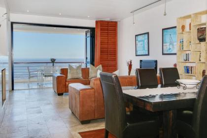 Bali Luxury Suite C - image 16