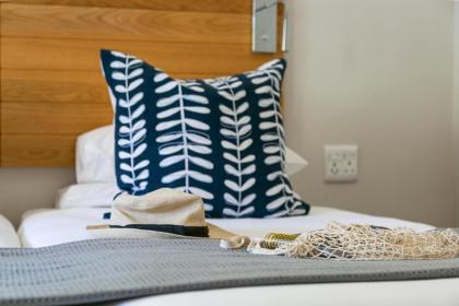 Stone Cottages - image 24