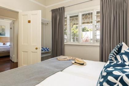 Stone Cottages - image 28