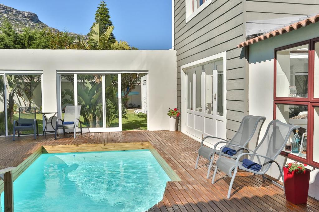 Abington Manor Fish Hoek Guesthouse - image 5