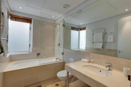 401 Apartment - image 10