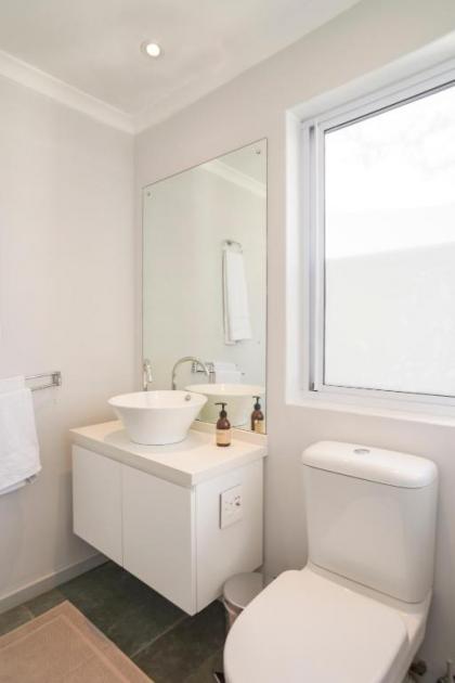 ocean12 Guesthouse Sunset Beach - image 14