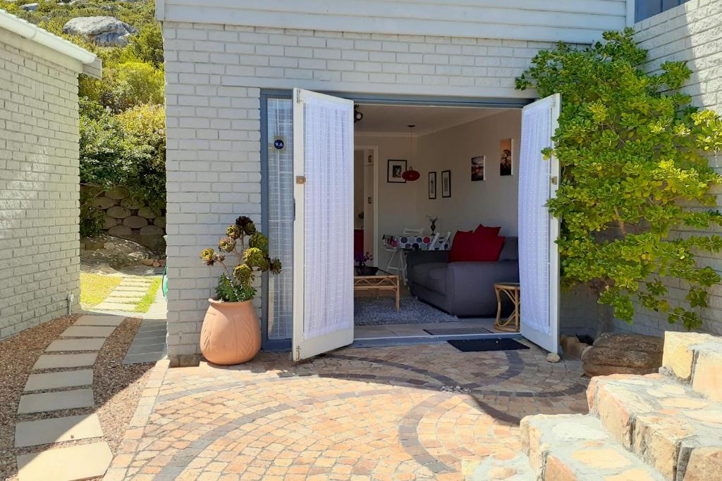 Self catering Holiday Apartment - image 2