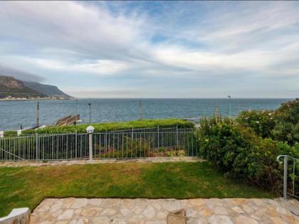 Sunny Cove Manor - image 21