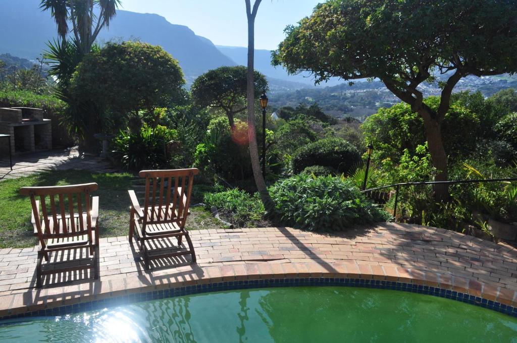 Hout Bay Hilltop - image 4