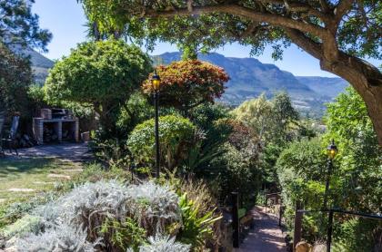Hout Bay Hilltop - image 7