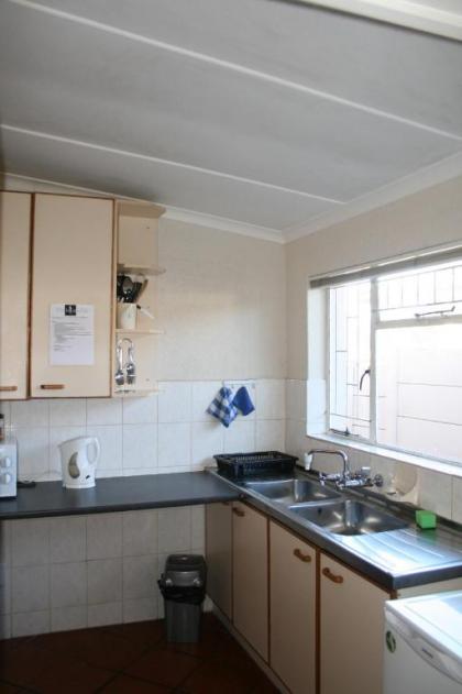 N-One Self Catering - image 14