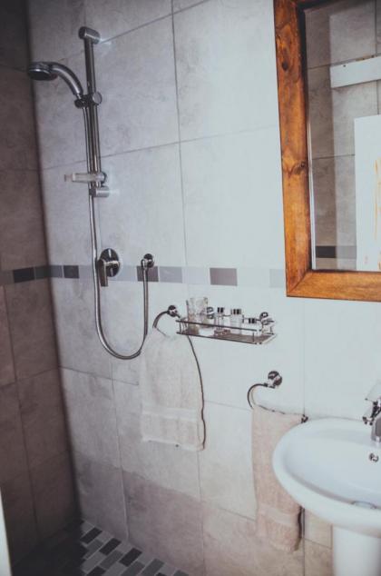 Dolliwarie Guesthouse - image 22