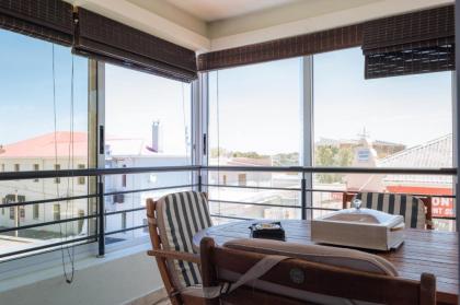Sea Side Apartment - image 12